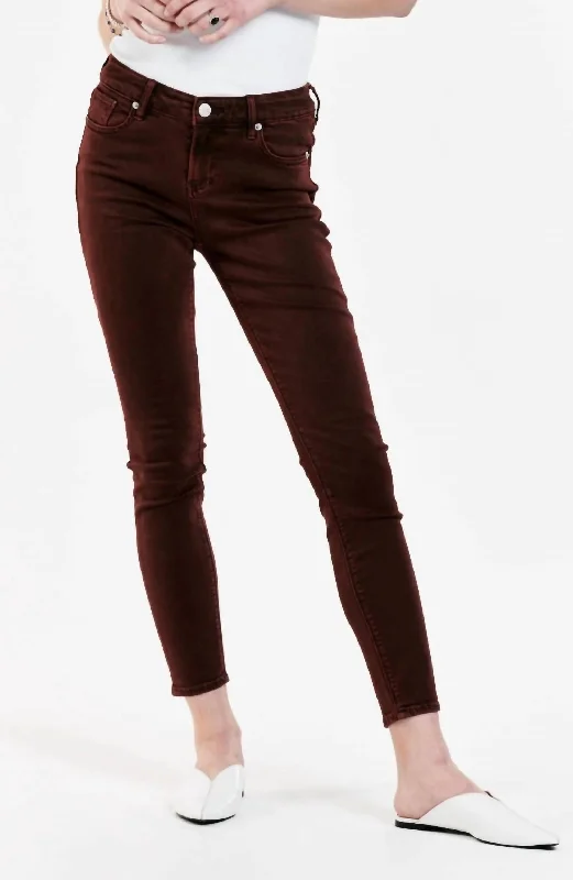 Gisele Skinny Jean In Brown