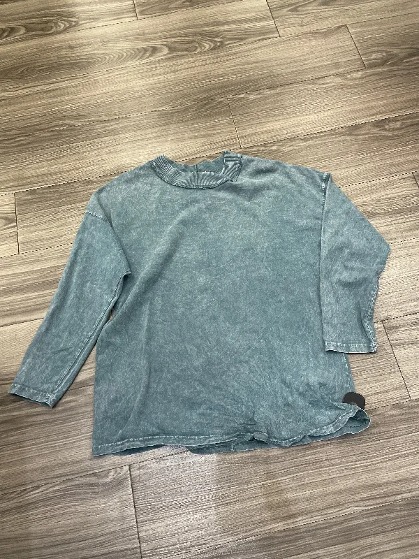 Top Long Sleeve By Clothes Mentor In Blue, Size: M