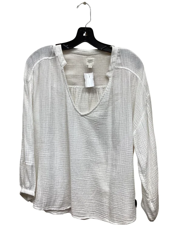 Top Long Sleeve By Clothes Mentor In White, Size: L