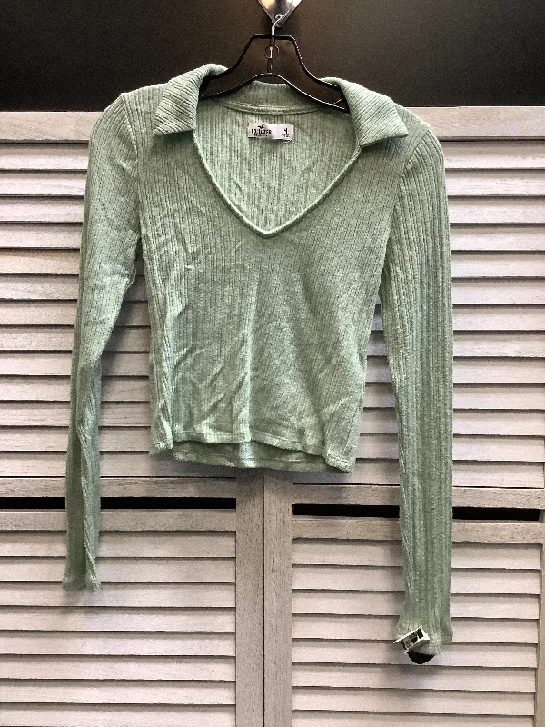 Top Long Sleeve By Hollister In Green, Size: M